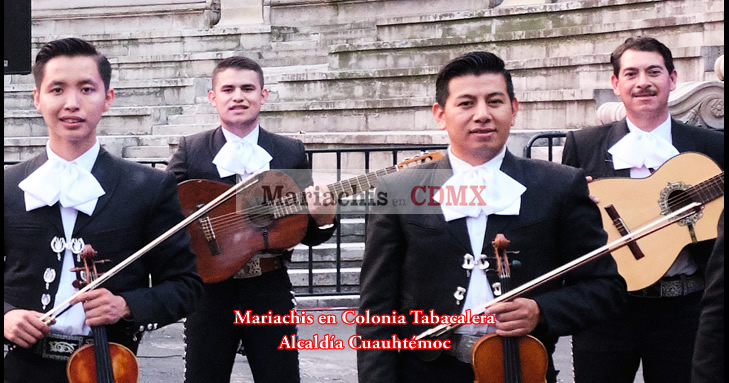 Mariachis en Colonia Tabacalera