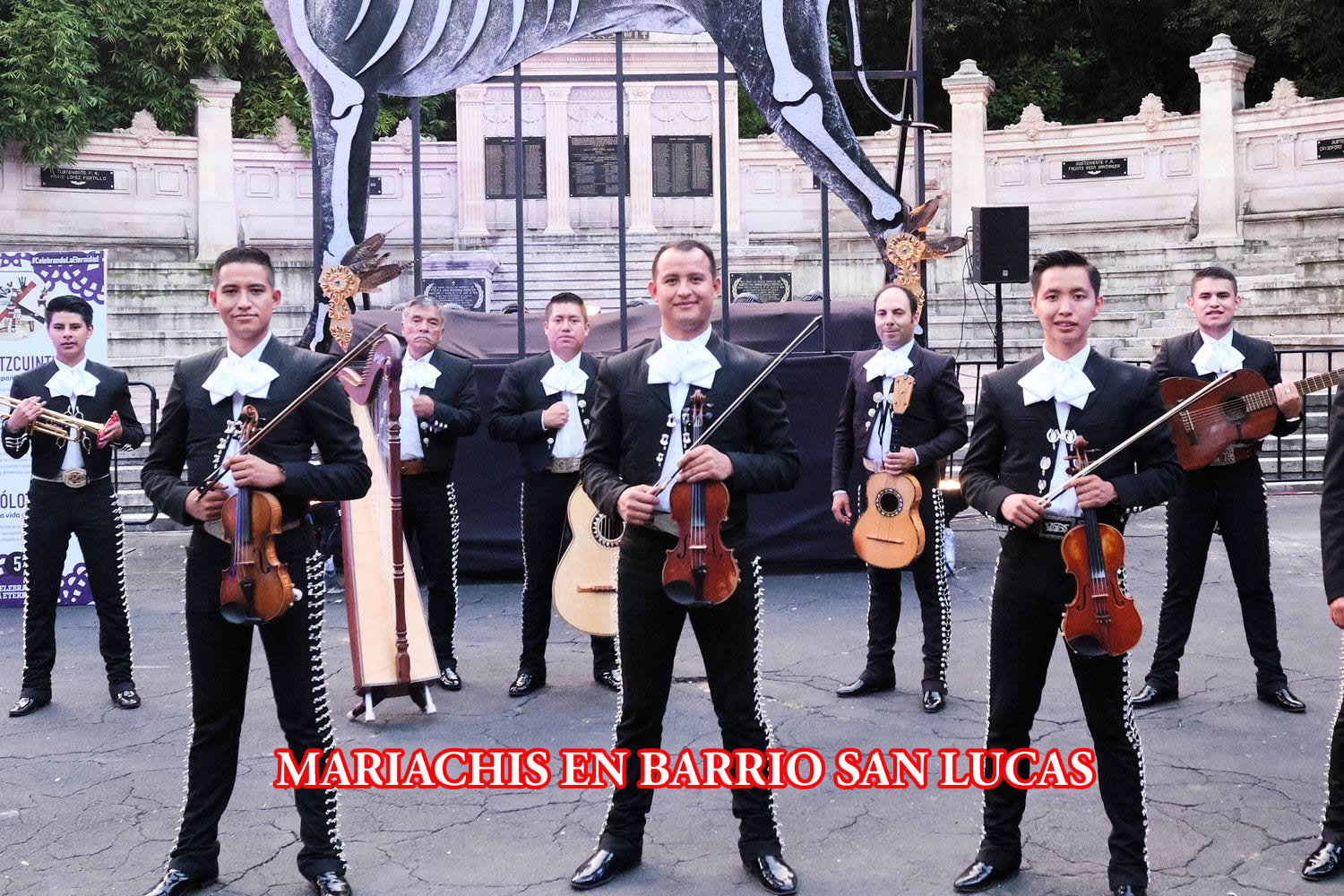 Mariachis en Barrio San Lucas